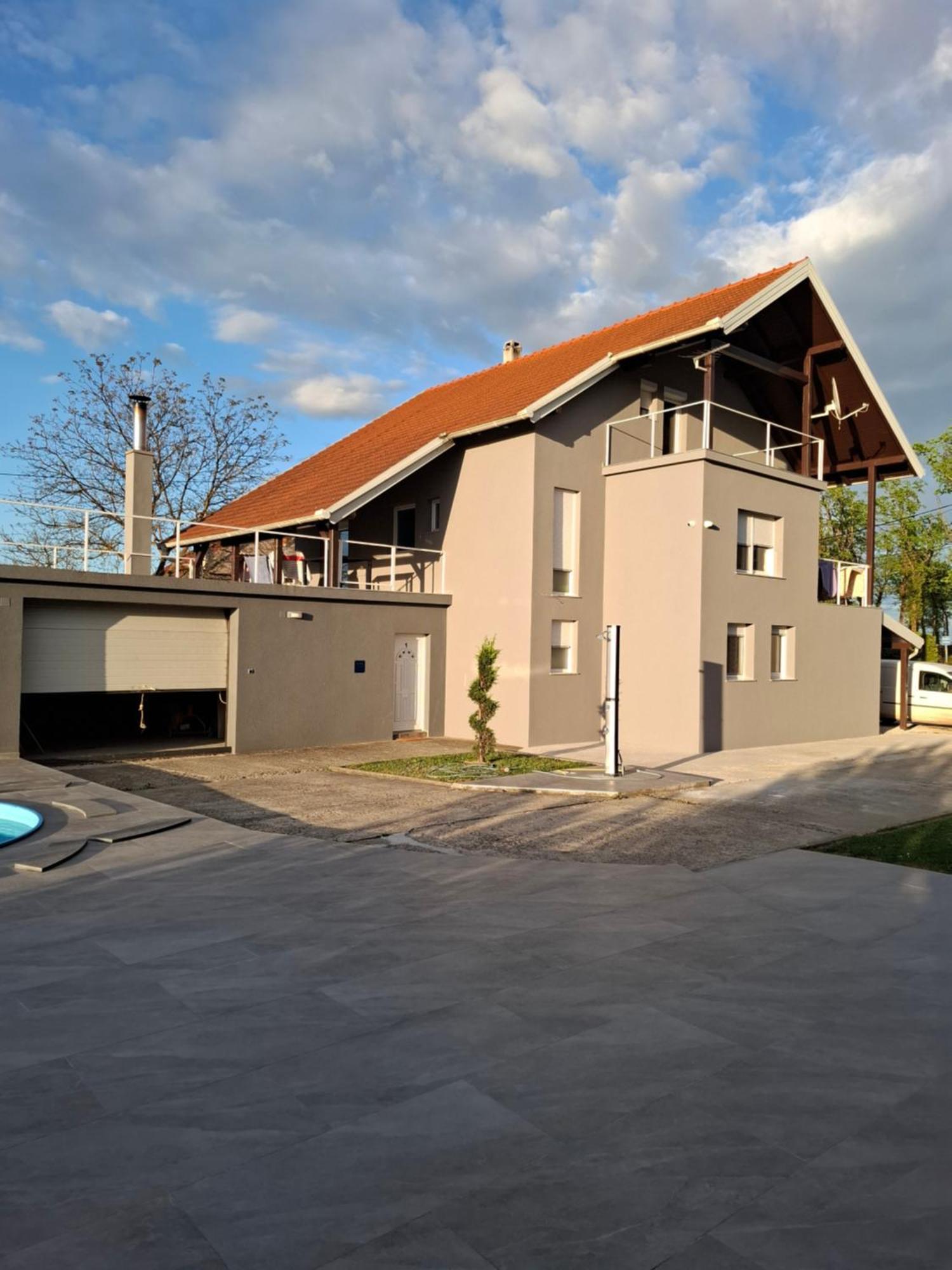 Maja Appartement Velika Gorica Buitenkant foto